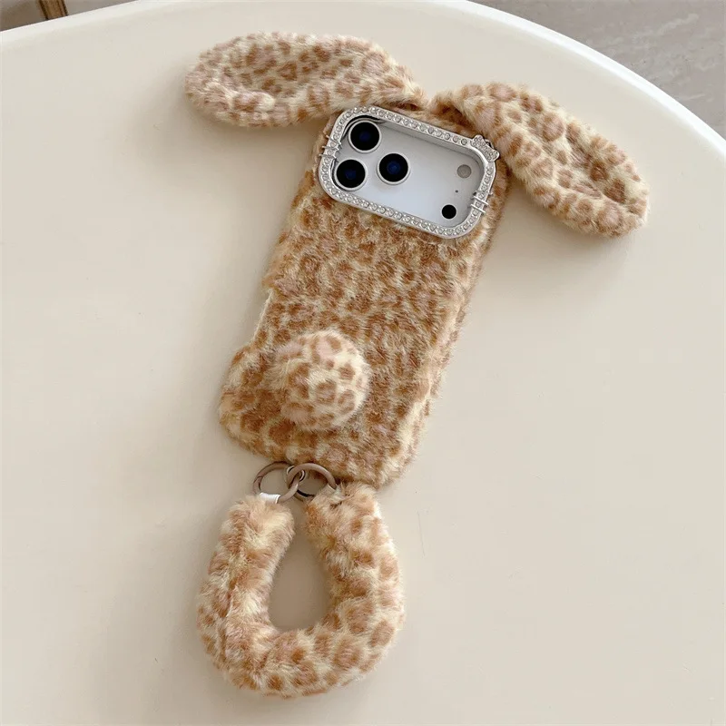 Sevimli Karikatür Leopar Desen - Apple Iphone 15 incelemesi ve fiyatı